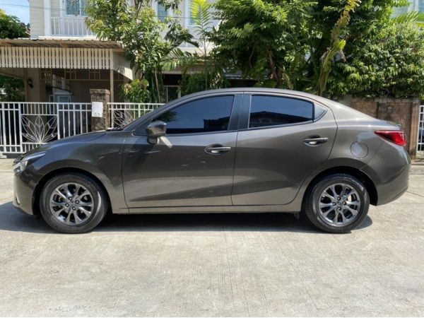 ขายรถ Mazda 2 1.3 High Plus 2017 รูปที่ 3